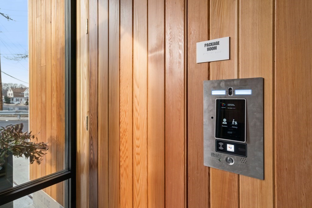 11 Walley St, East Boston