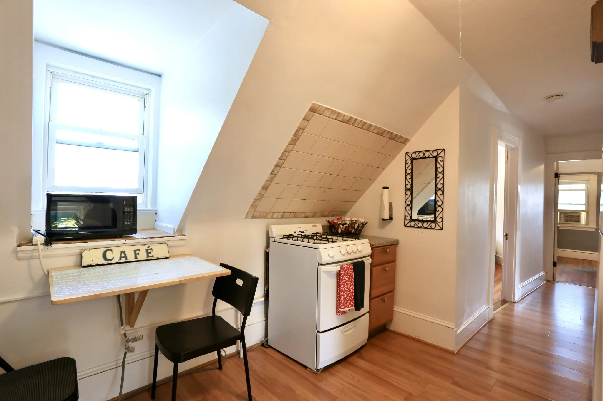 124 Forest St, Medford