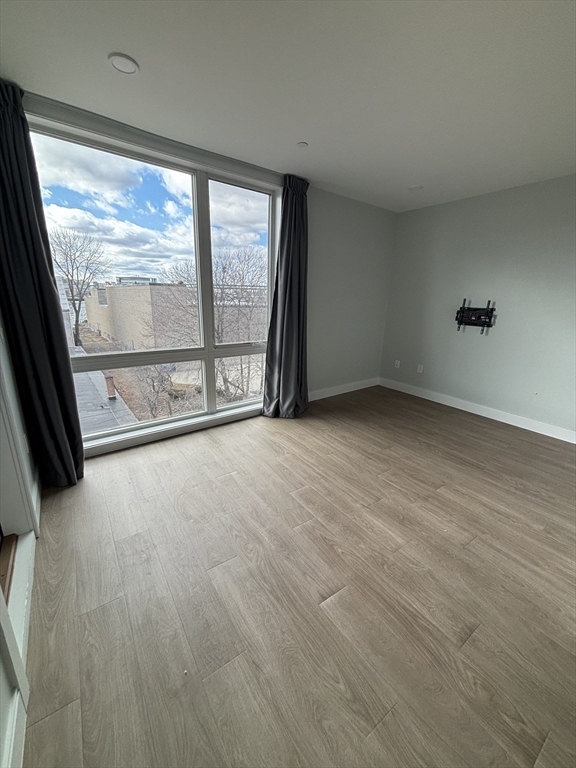 277 Border St, Central Square