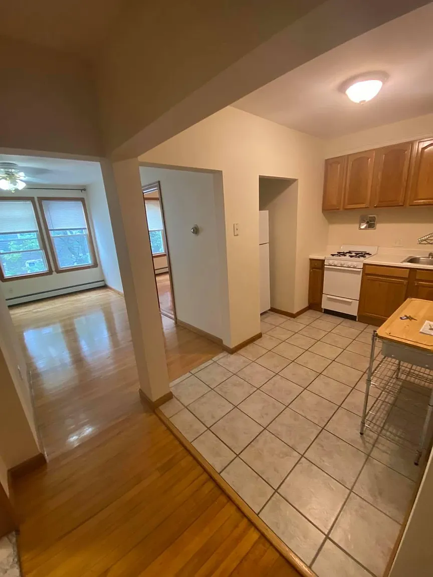 80 Hampshire St, The Port