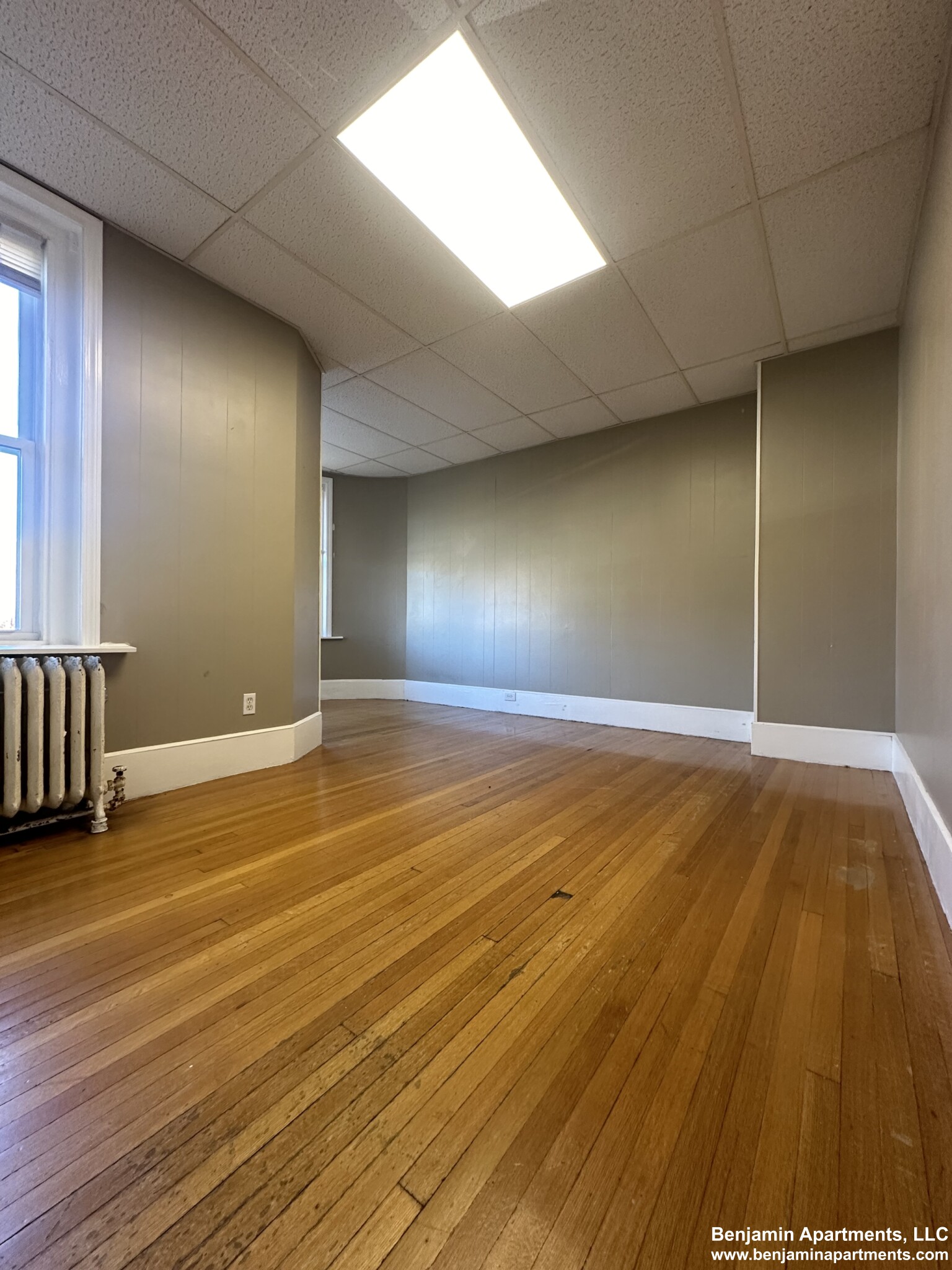 879 Beacon St, Fenway