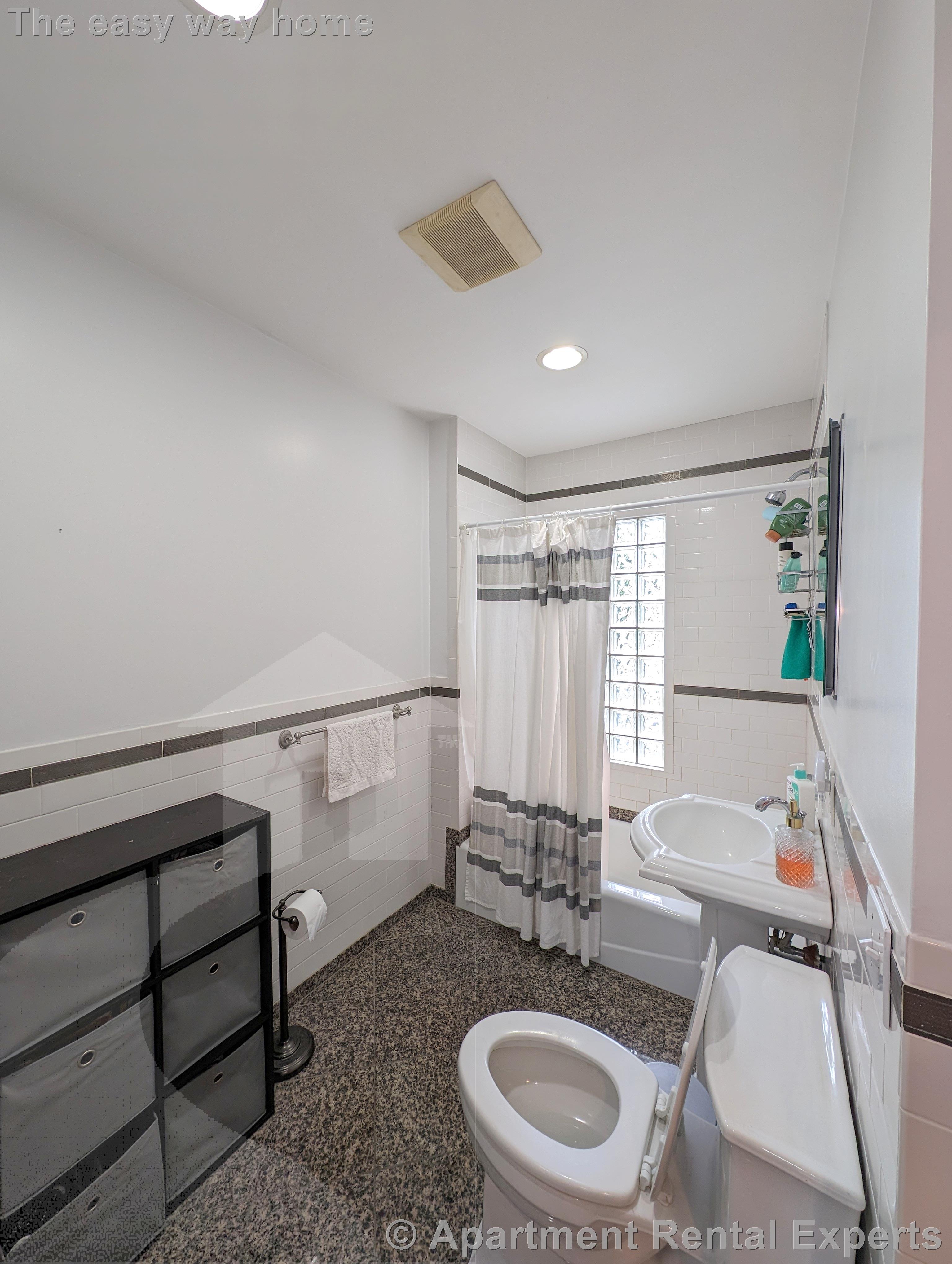 65 Medford St, Magoun Square