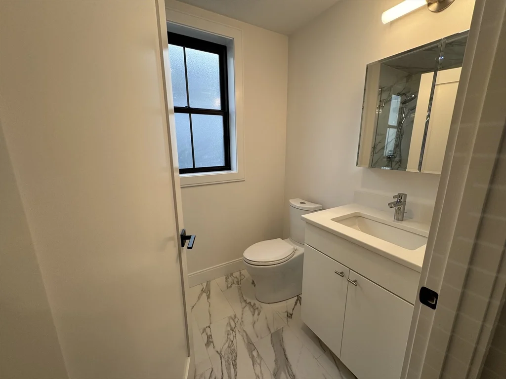 283 Lamartine St, Jamaica Plain