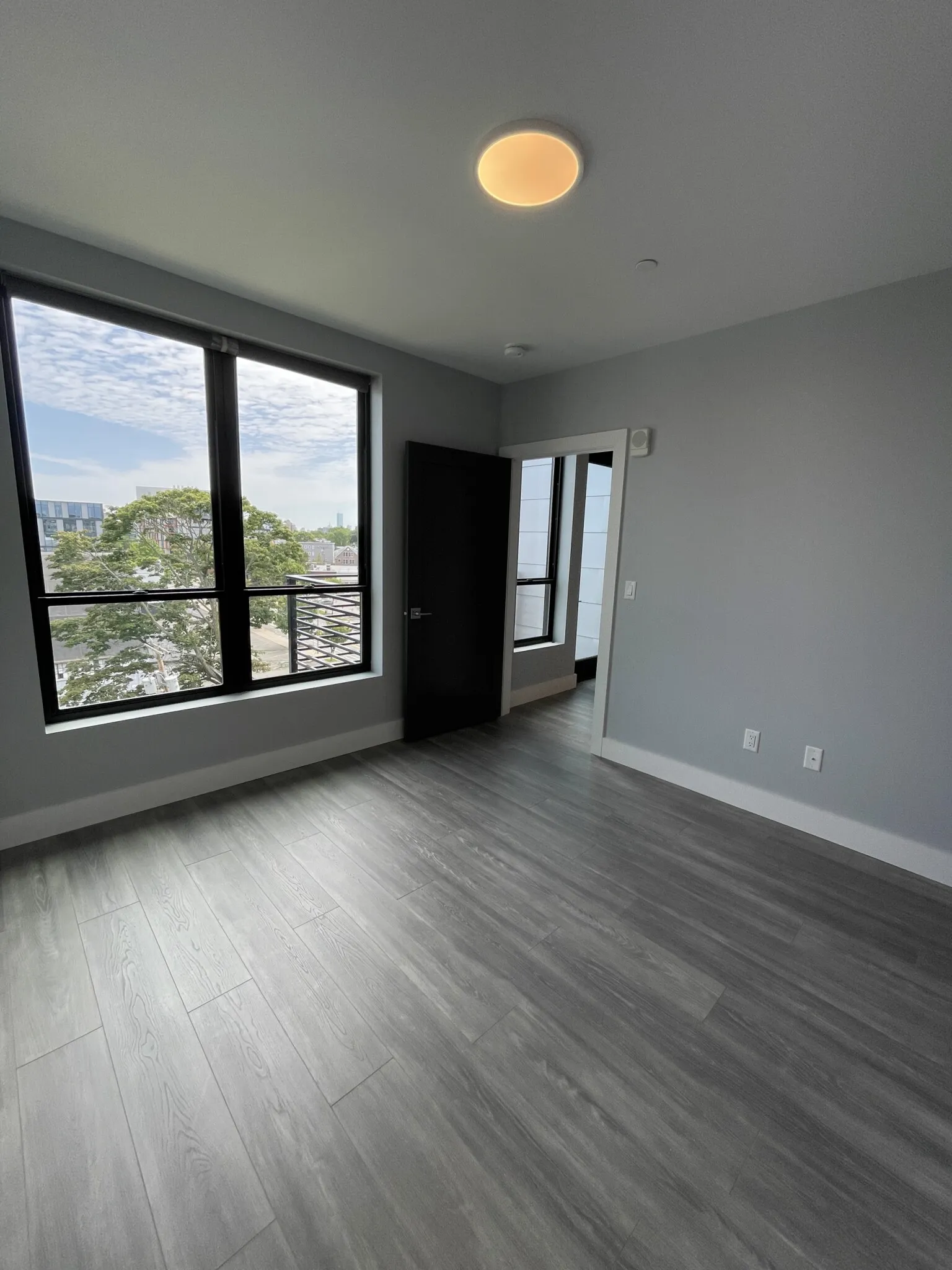 365 Western Ave, Brighton