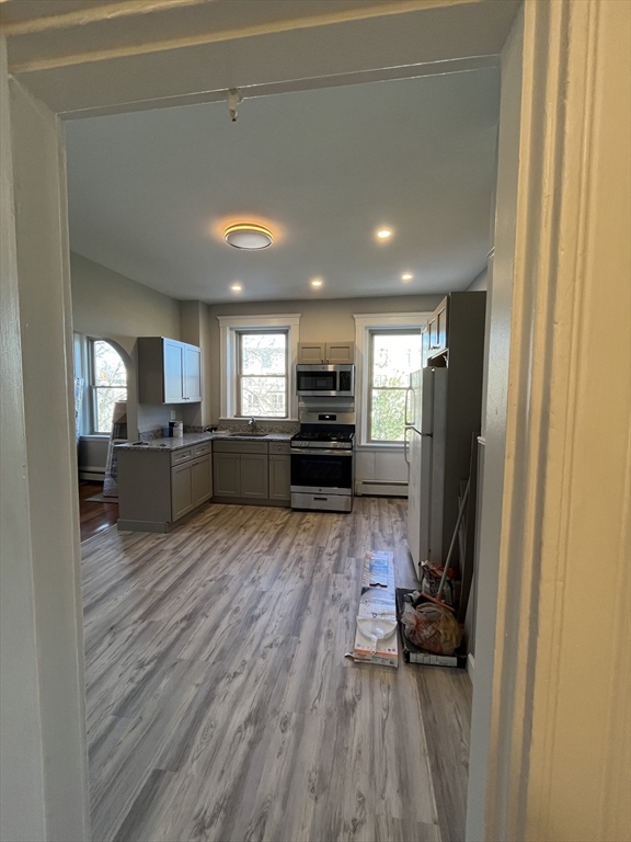 108 Bristol Rd, Somerville