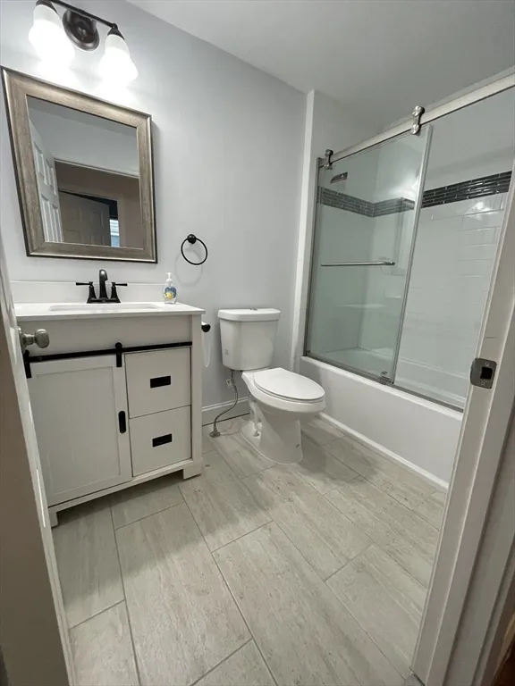 204 East Eagle St, Eagle Hill