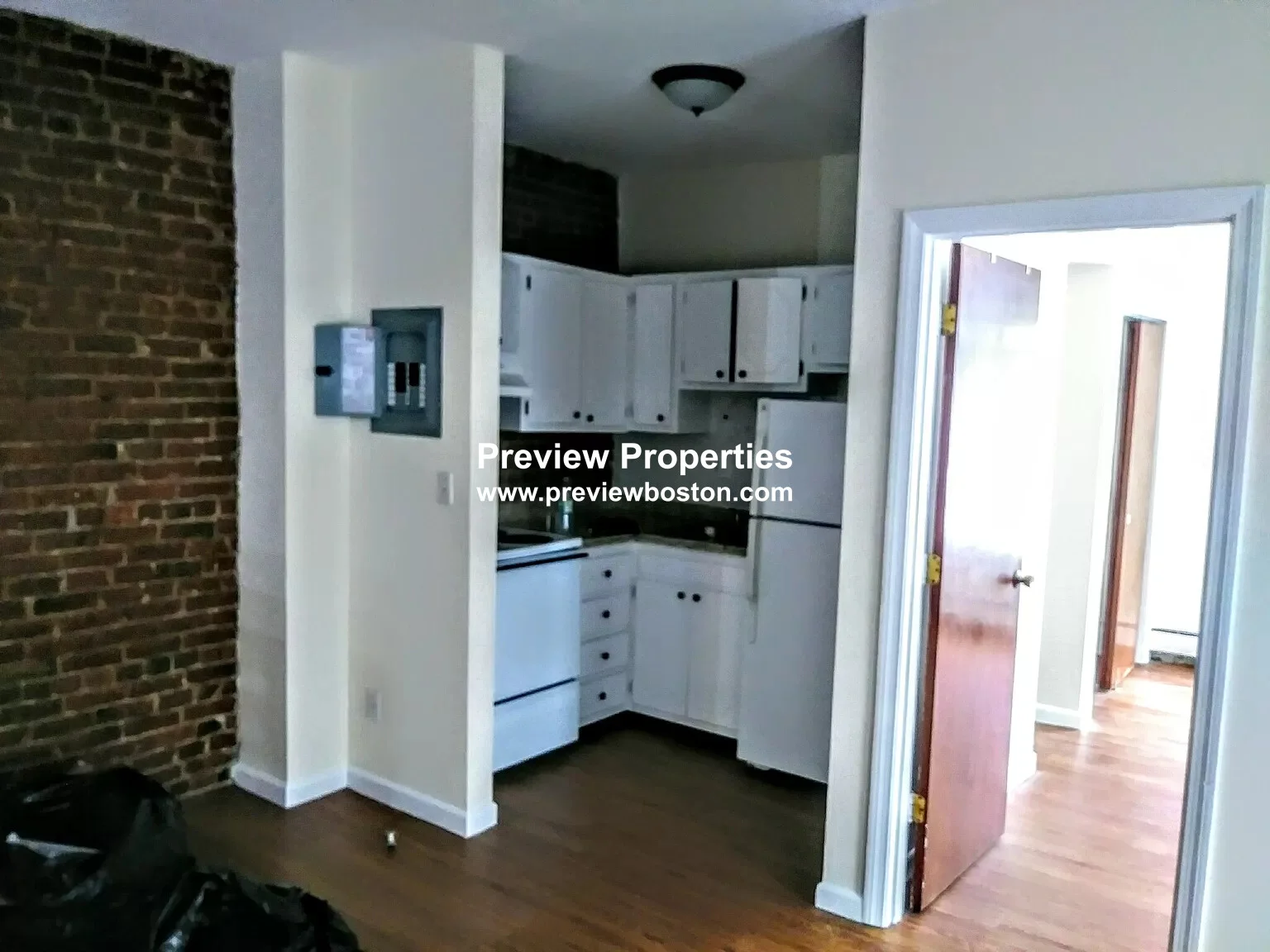 54 South Huntington Ave, Jamaica Plain