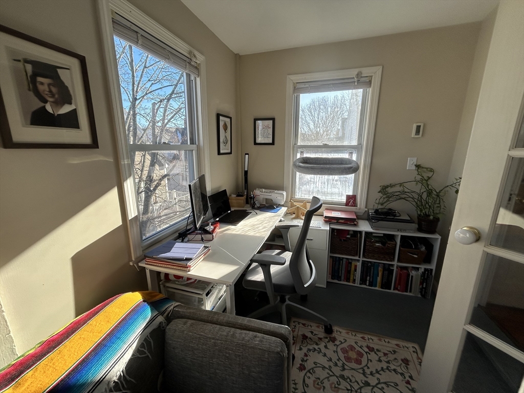 21 Pearson Ave, Somerville