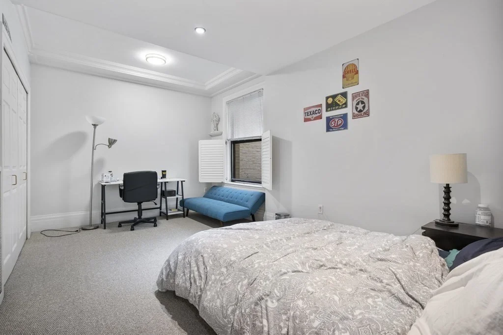 390 Commonwealth Ave, Back Bay