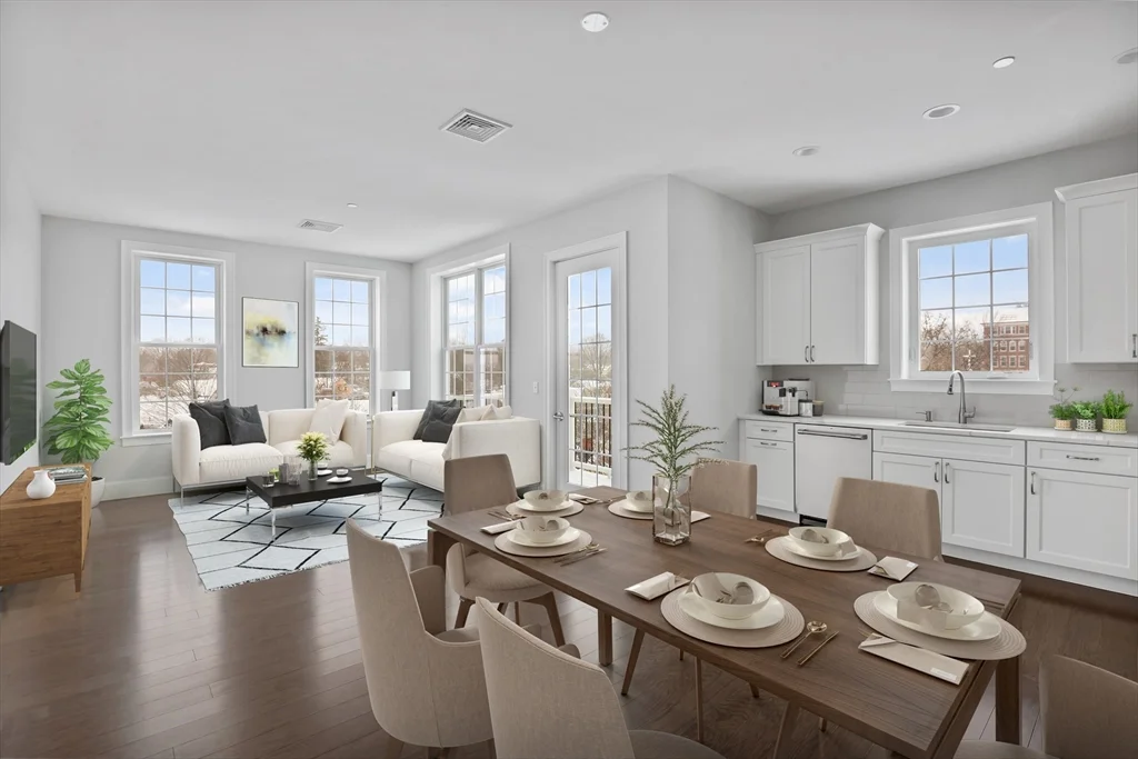 8 Sanborn St, Reading