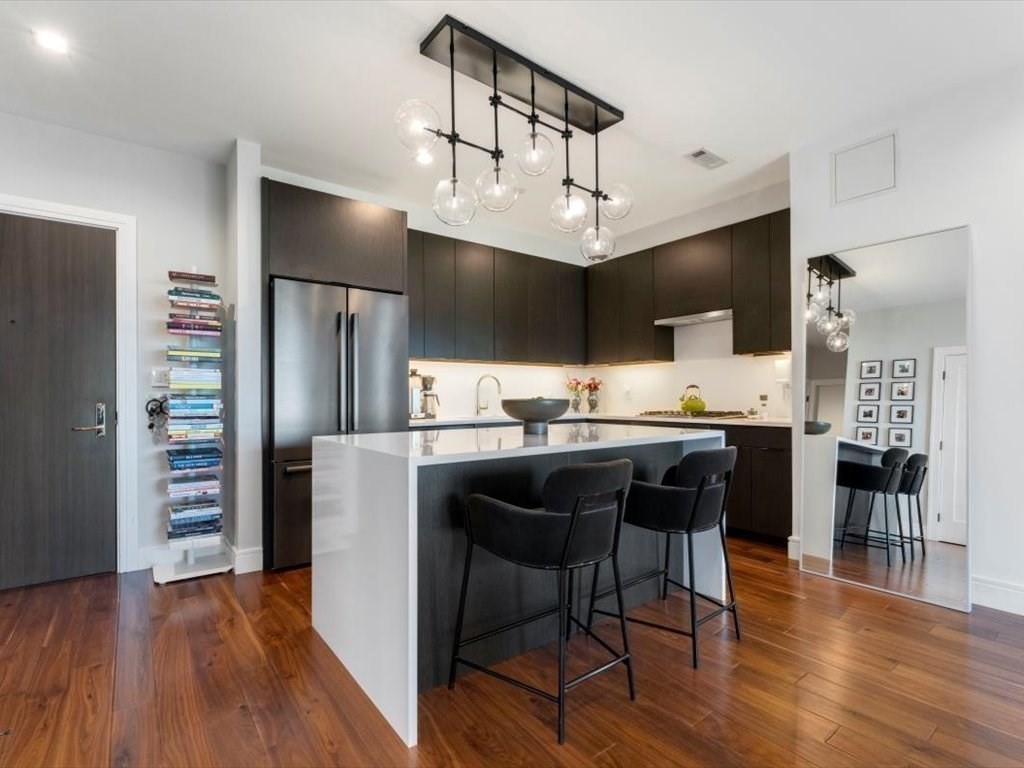 99 Sumner St, East Boston