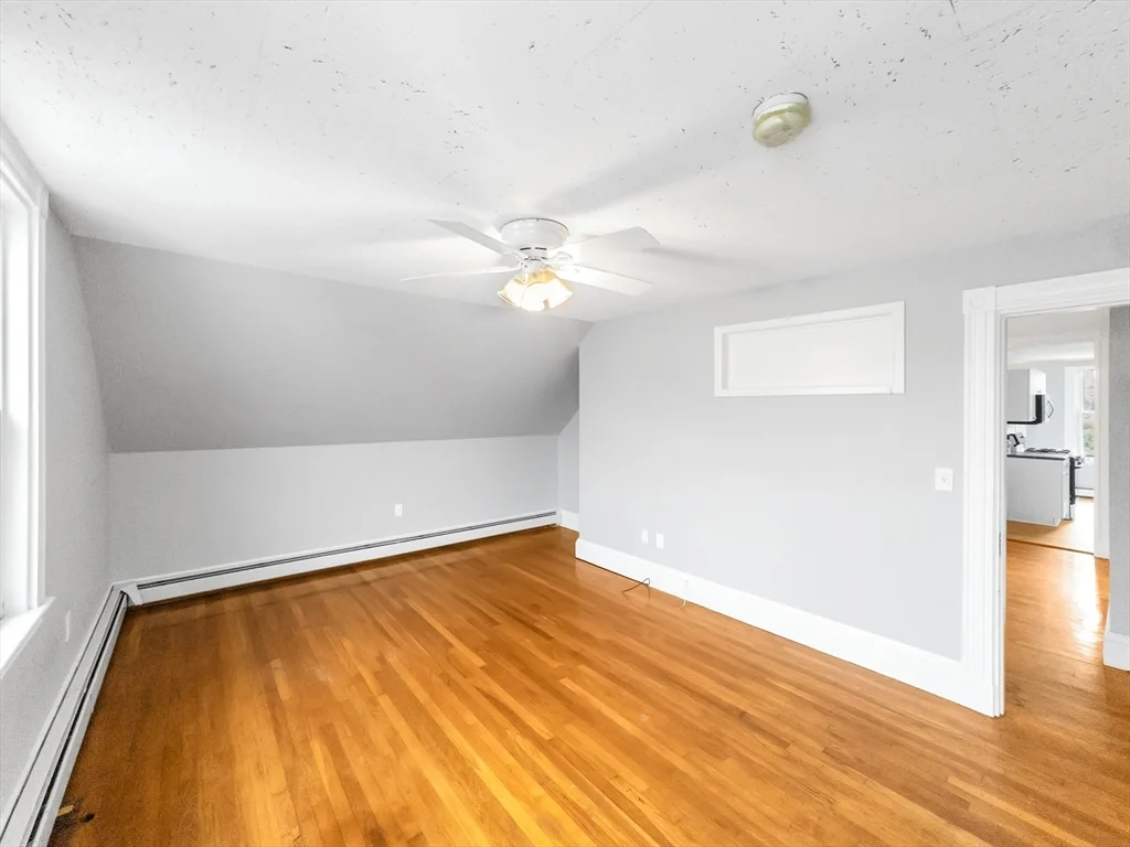 4 Buckley Ave, Jamaica Plain