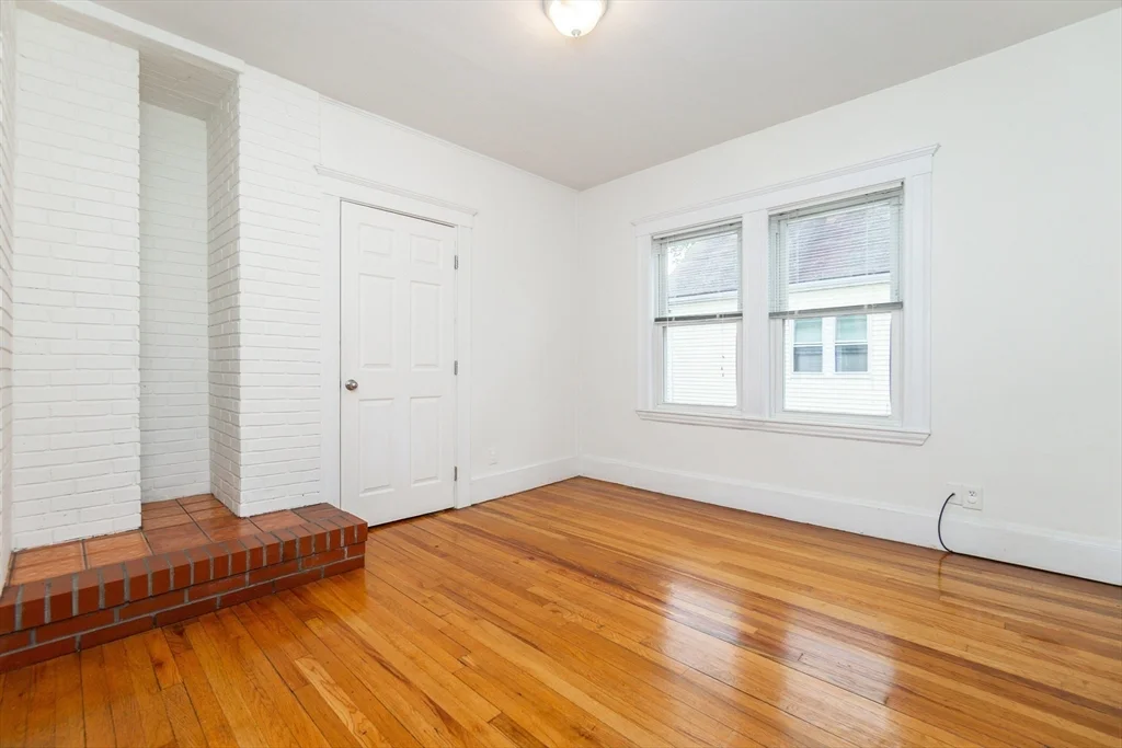 6 Putnam St, Watertown