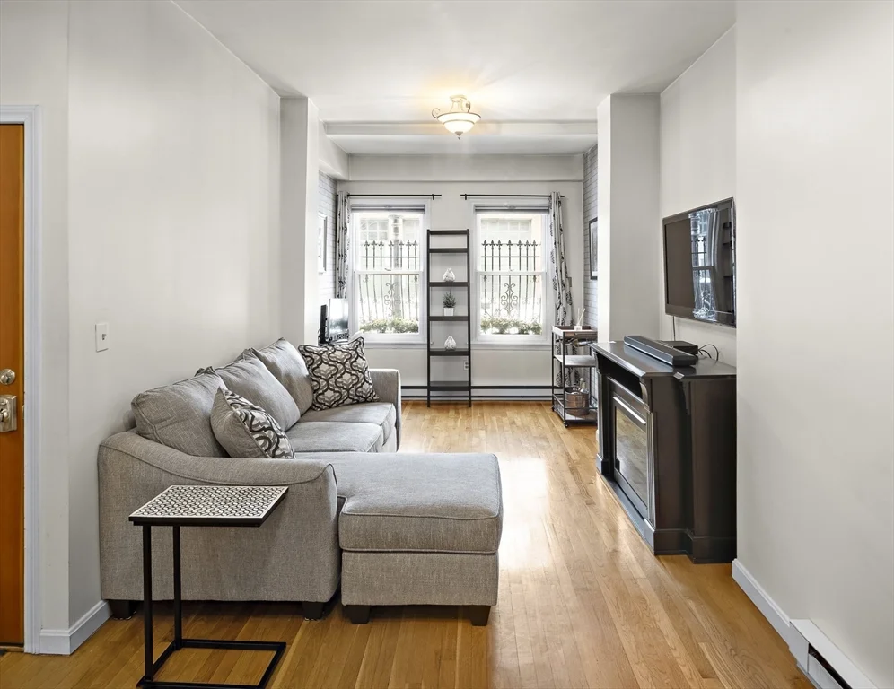 41 Warren Ave, South End