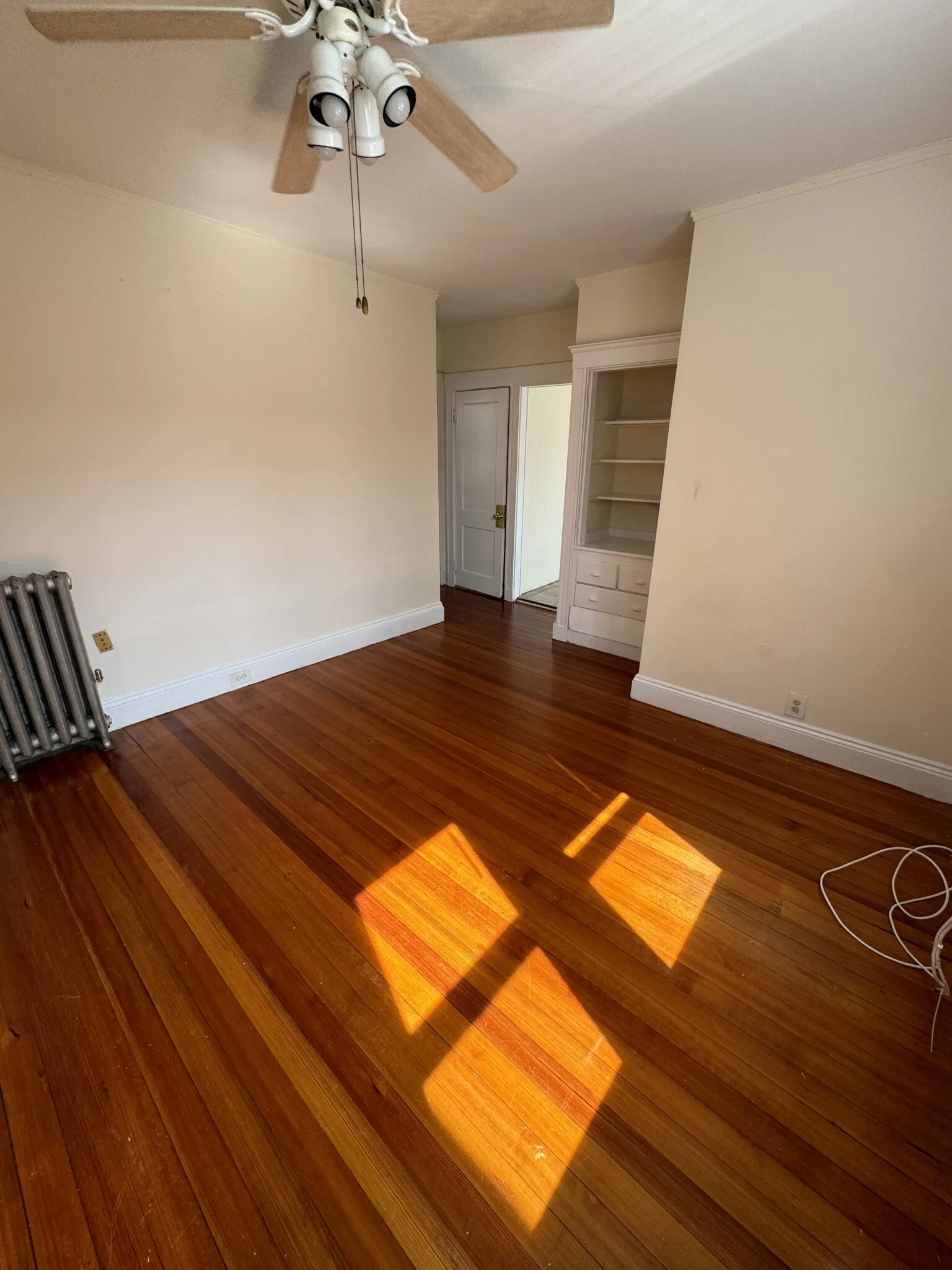 518 Cambridge St, Allston