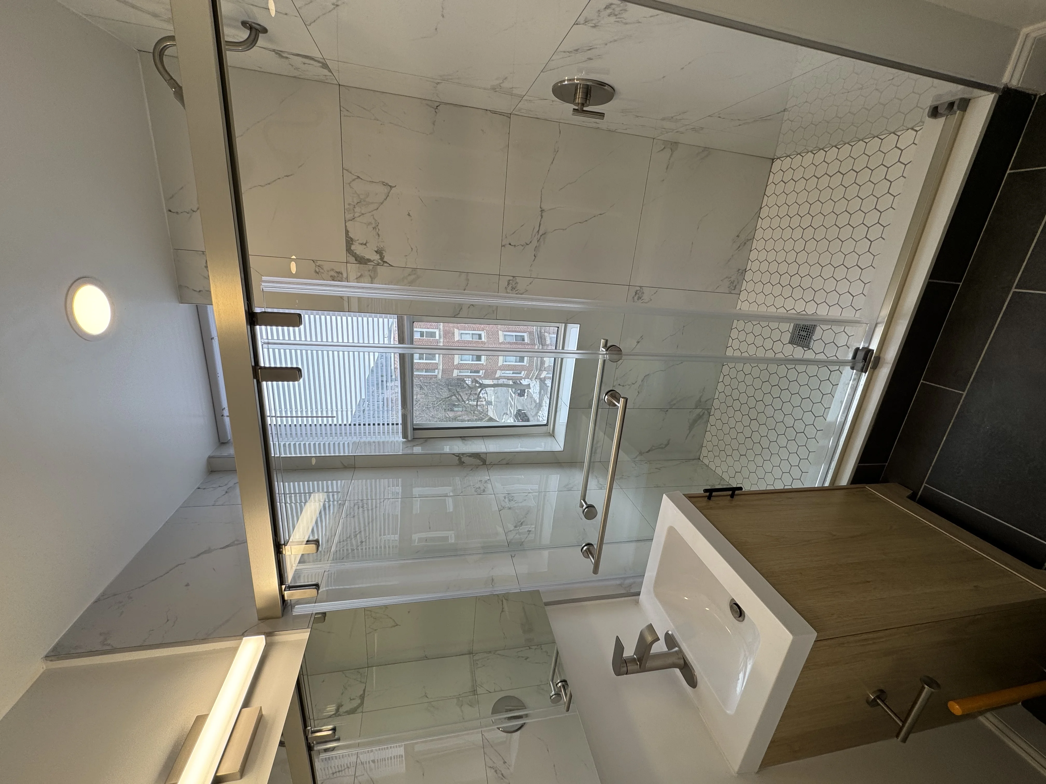 104 Queensberry St, Fenway