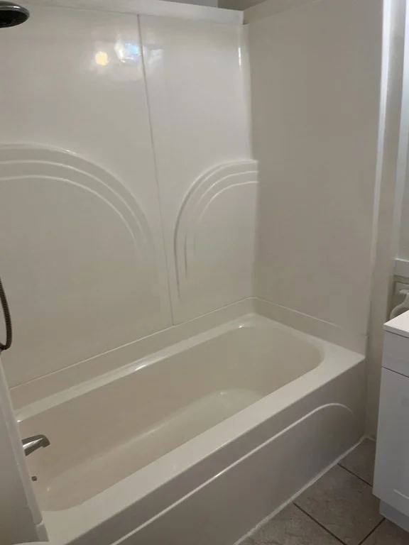 579 South Ave, Whitman