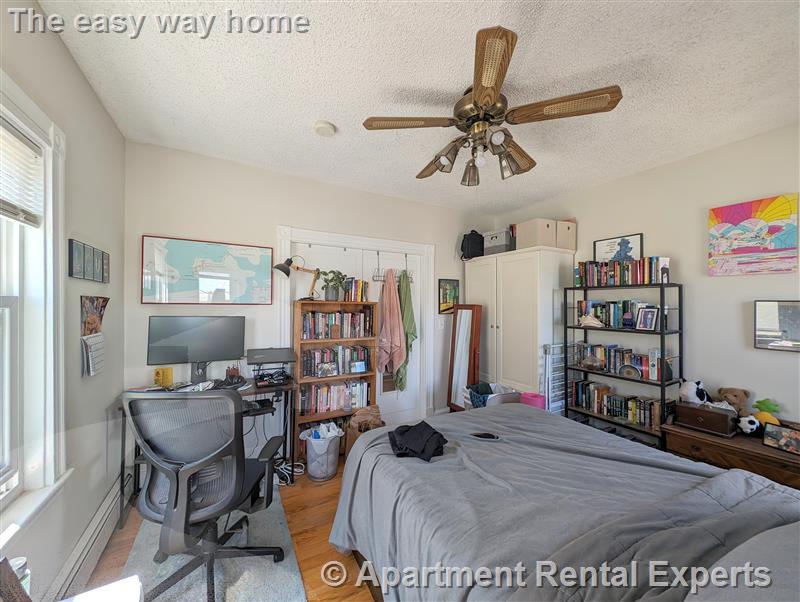 489 Main St, Magoun Square