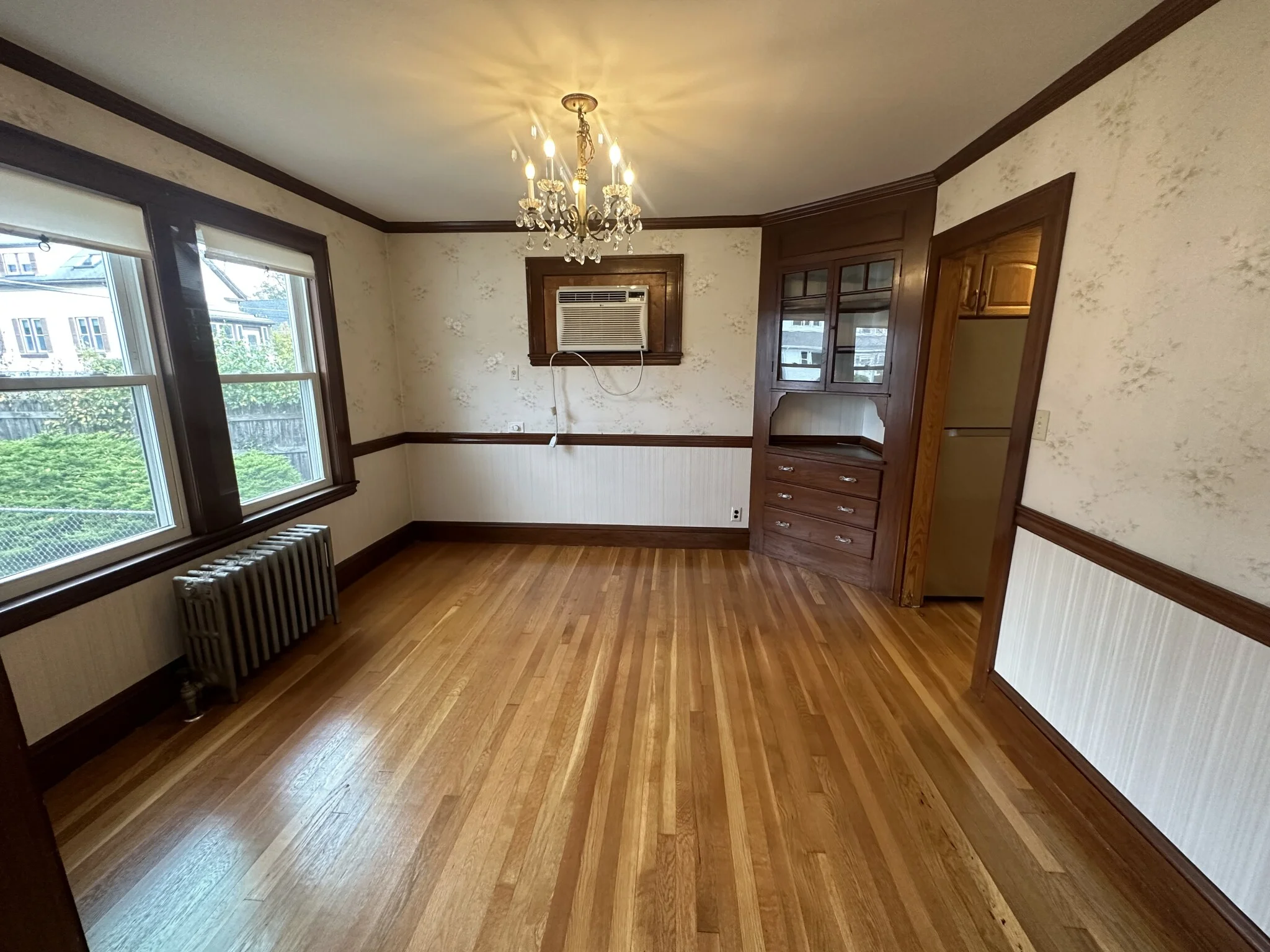 235 Ashcroft Rd, Medford