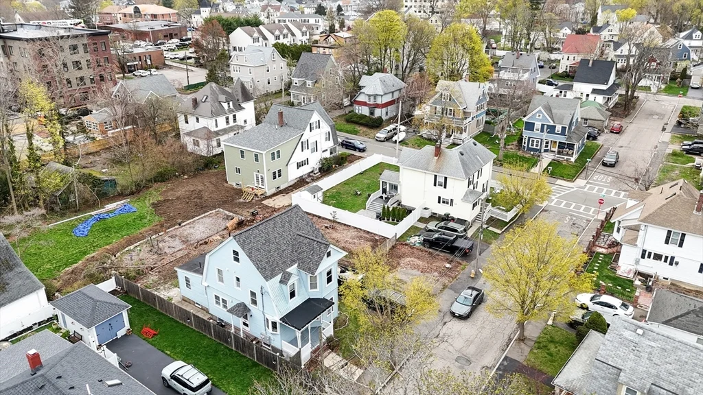 31 Graham St, Quincy