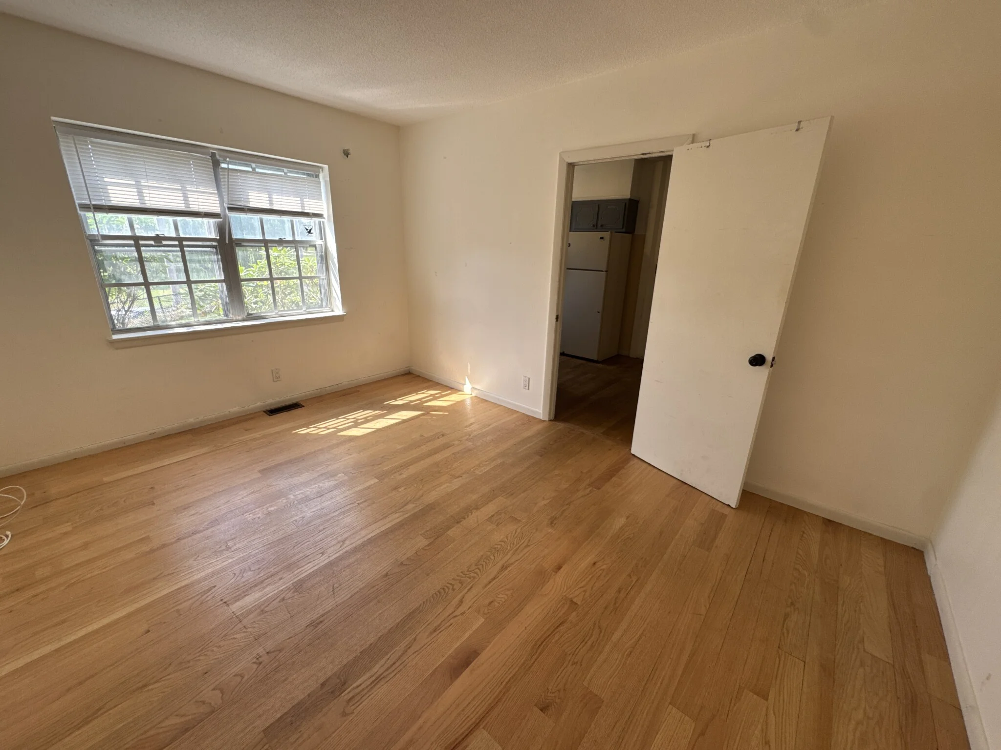 186 Lake Shore Rd, Brighton