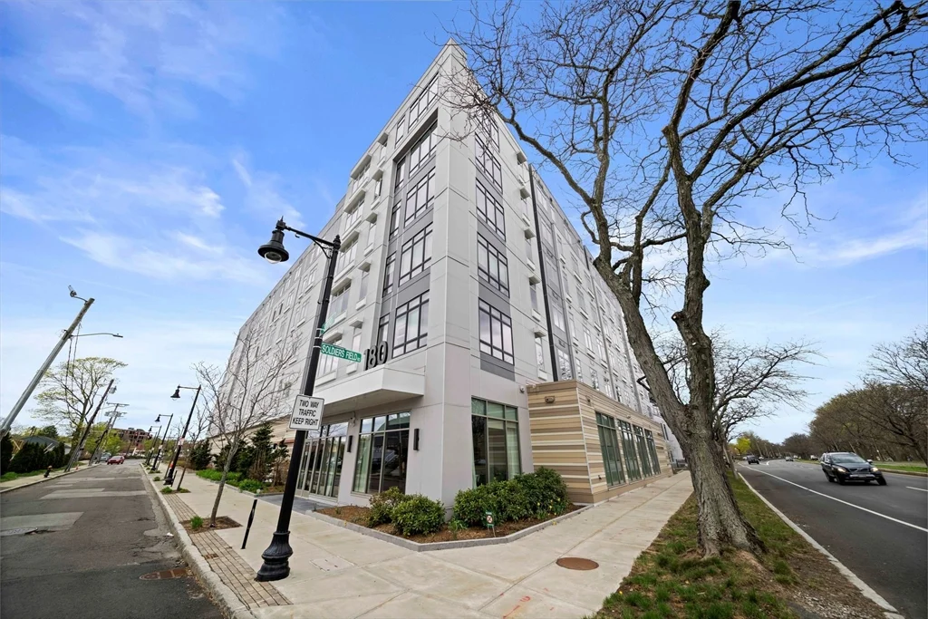 180 Telford St, Brighton
