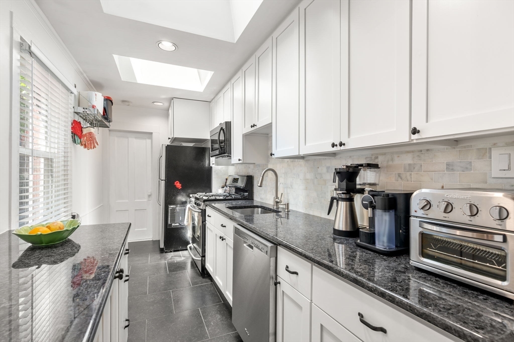 8 Melrose St, Back Bay