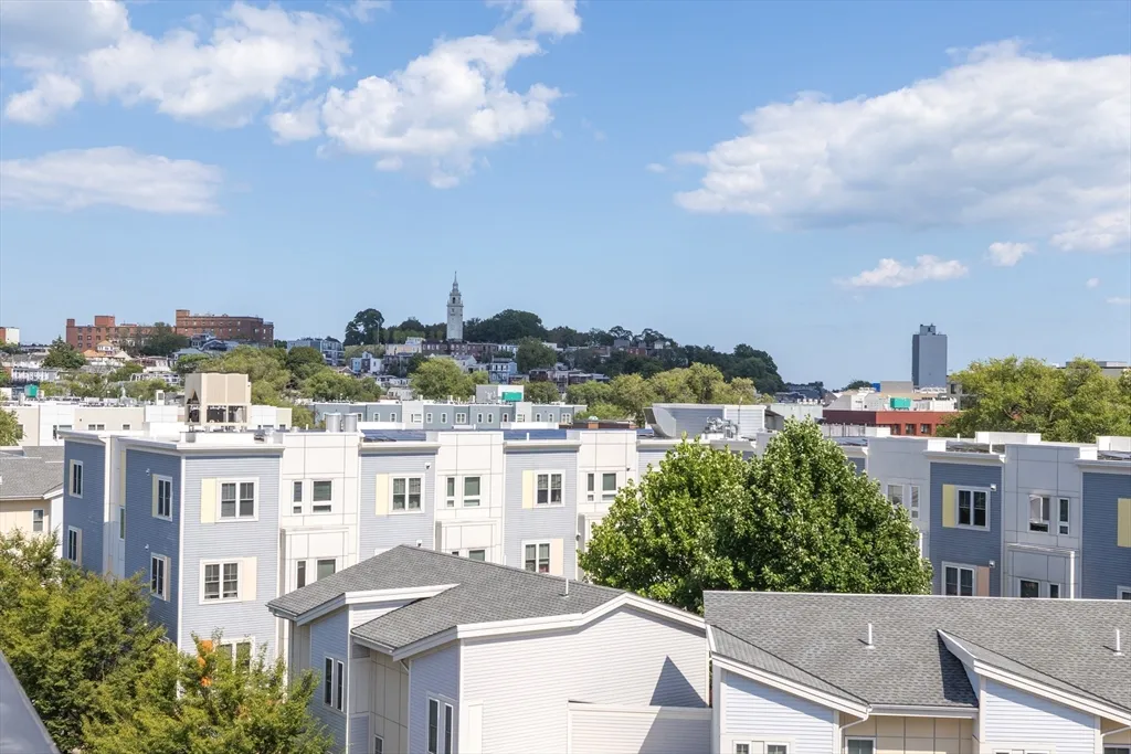 267 Old Colony Ave, South Boston