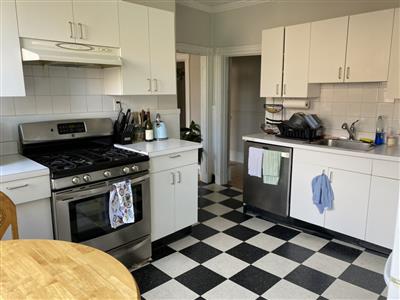 15 Farragut Ave, West Somerville