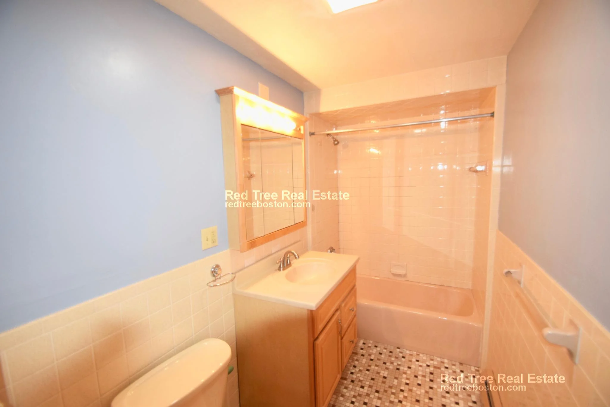 720 Cambridge St, Wellington-Harrington