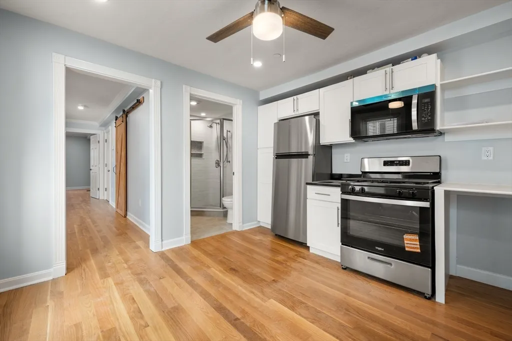 71 Old Harbor St, South Boston