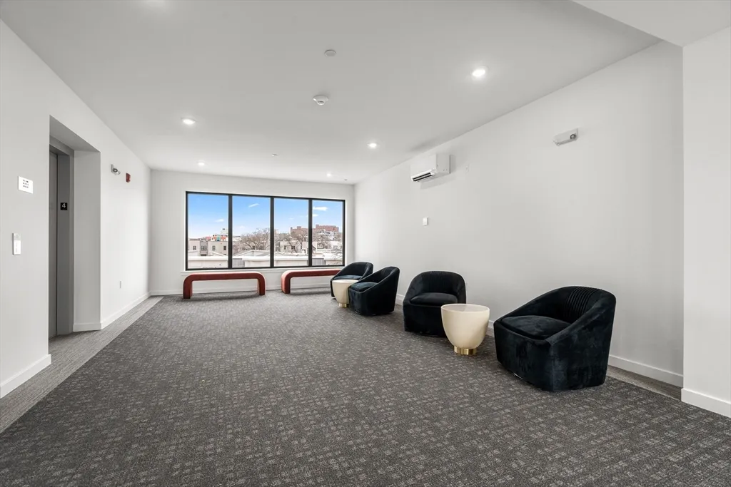 267 Old Colony Ave, South Boston