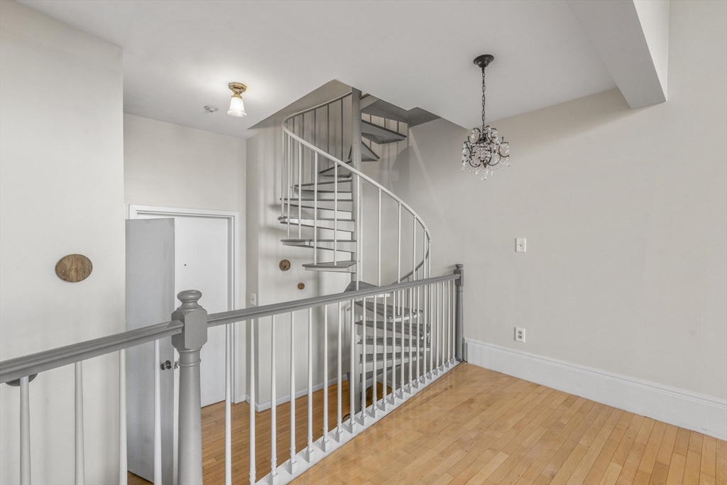 350 West Fourth St, South Boston