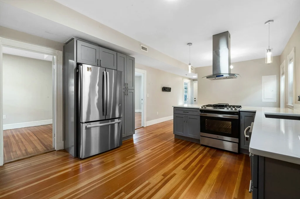 24 Howes St, Dorchester