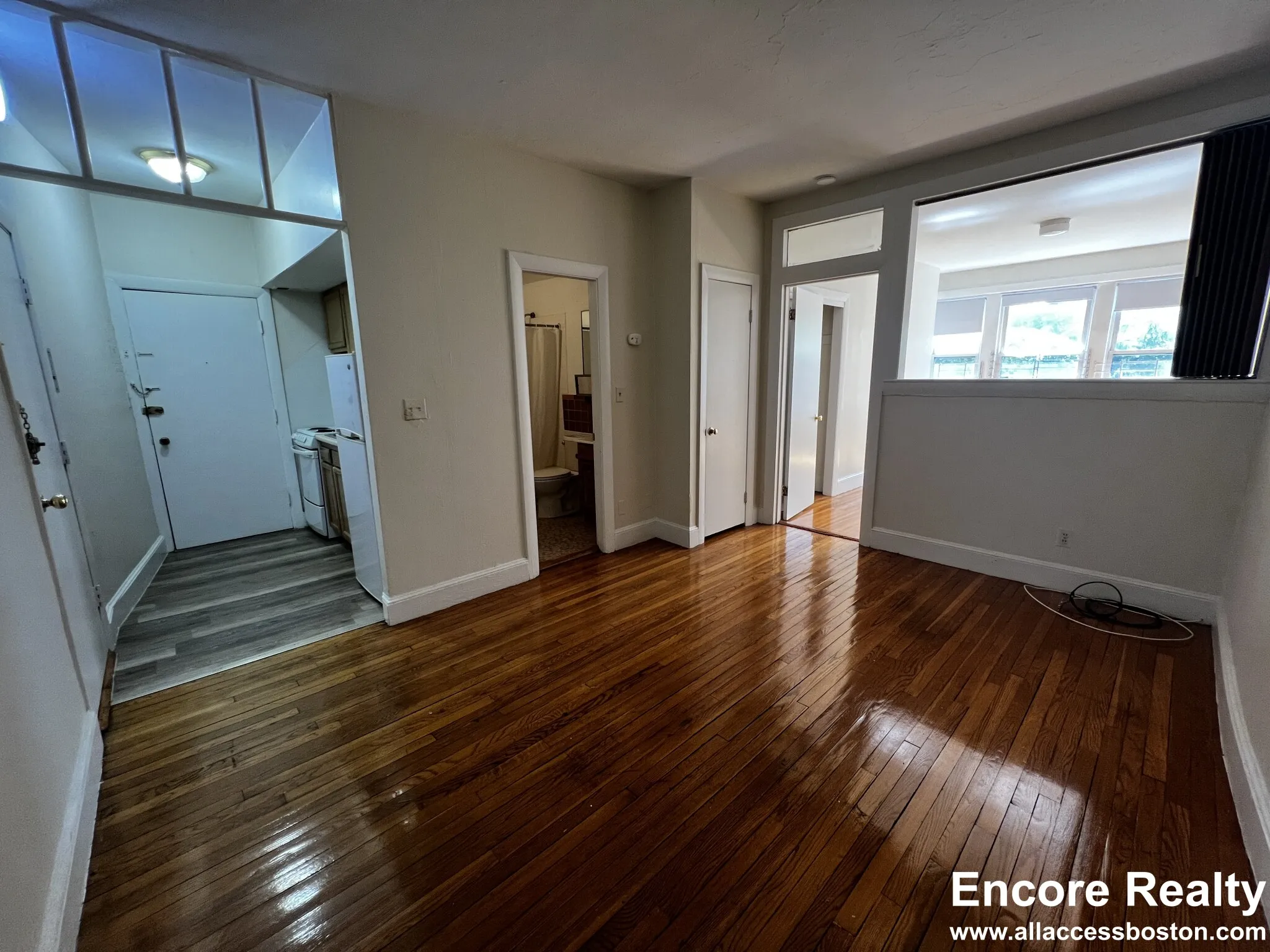 33 Lancaster Ter, Corey Hill