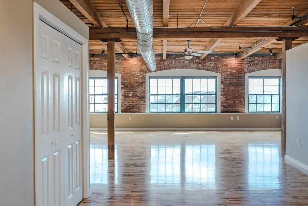 210 Broadway, Everett