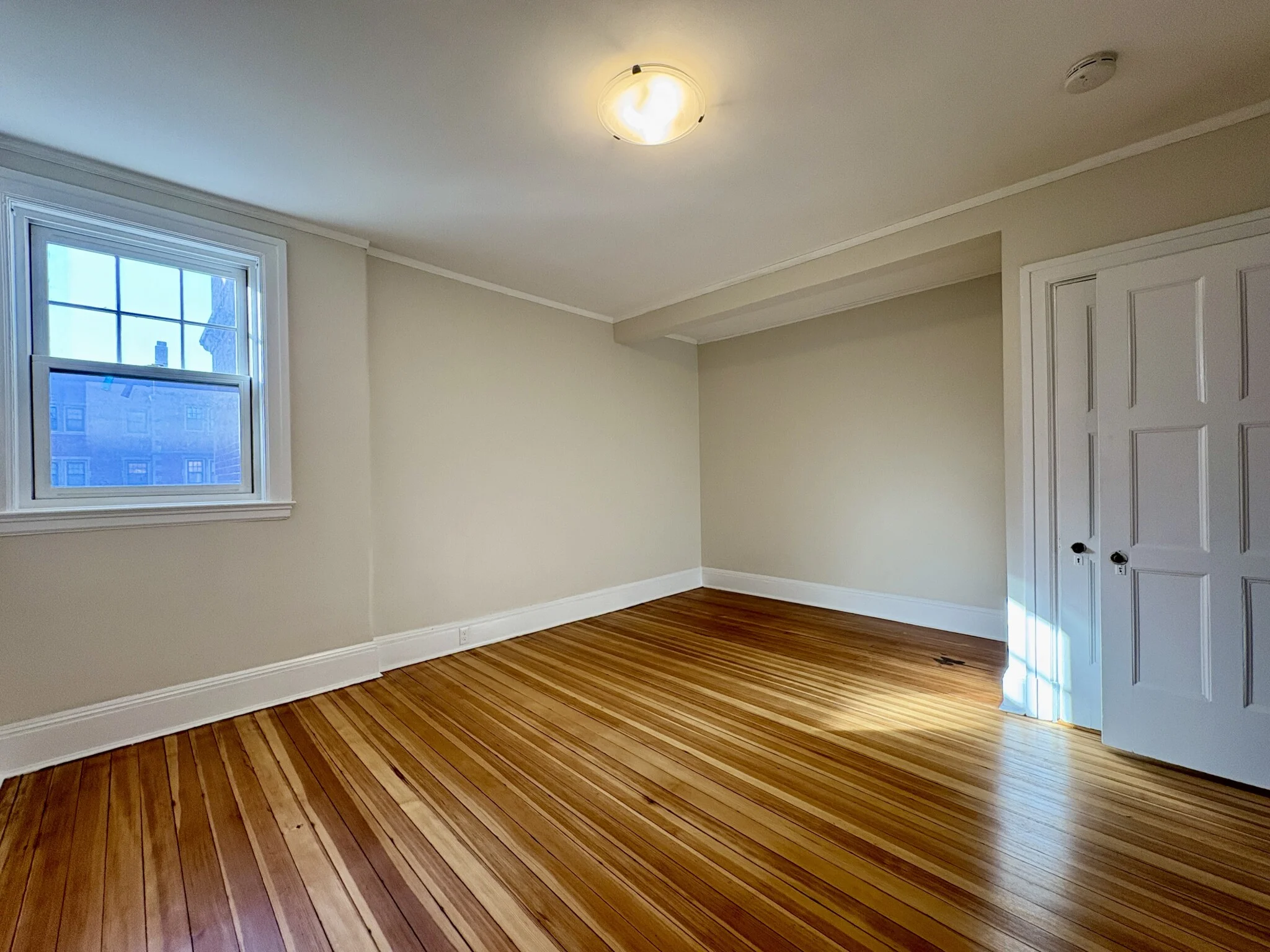 1209 Beacon St, Coolidge Corner