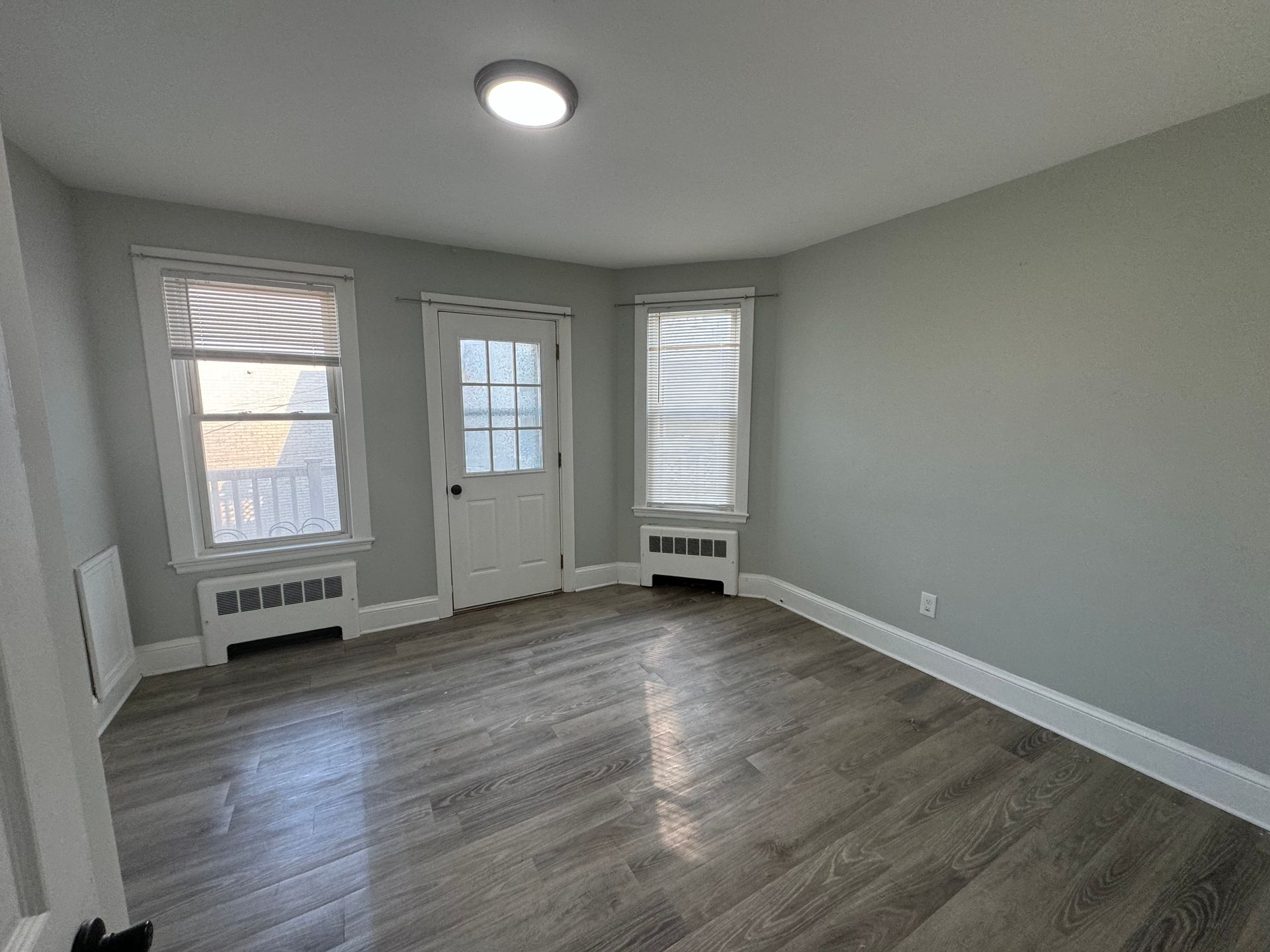 90 Winthrop Shore Dr, Winthrop