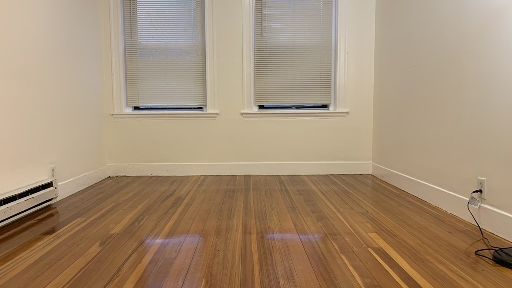 316 Summit Ave, Brighton