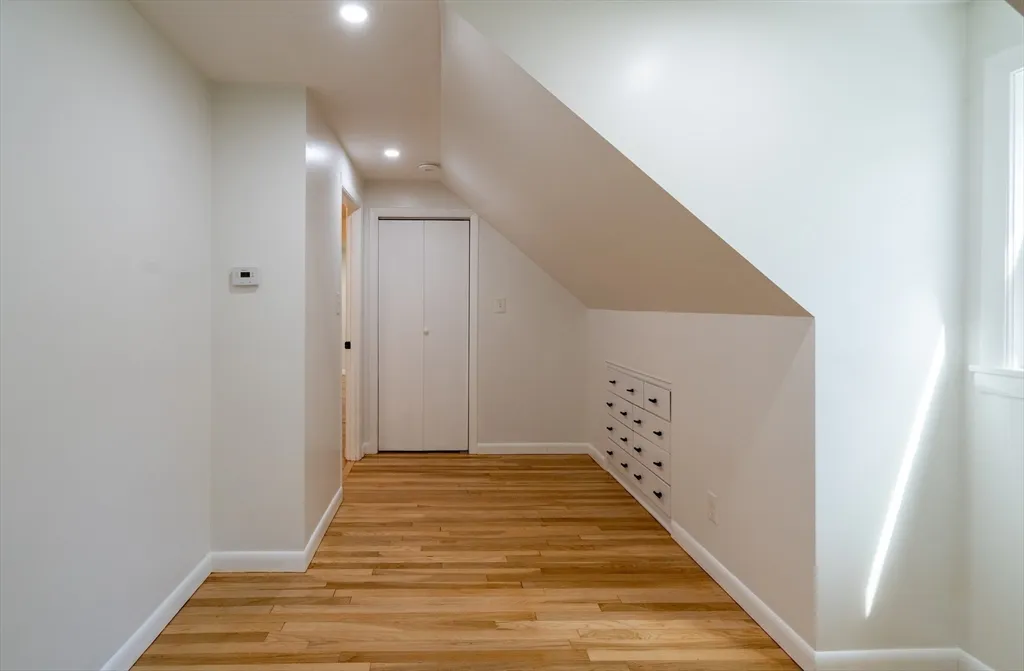 11 Maine Ave, Natick