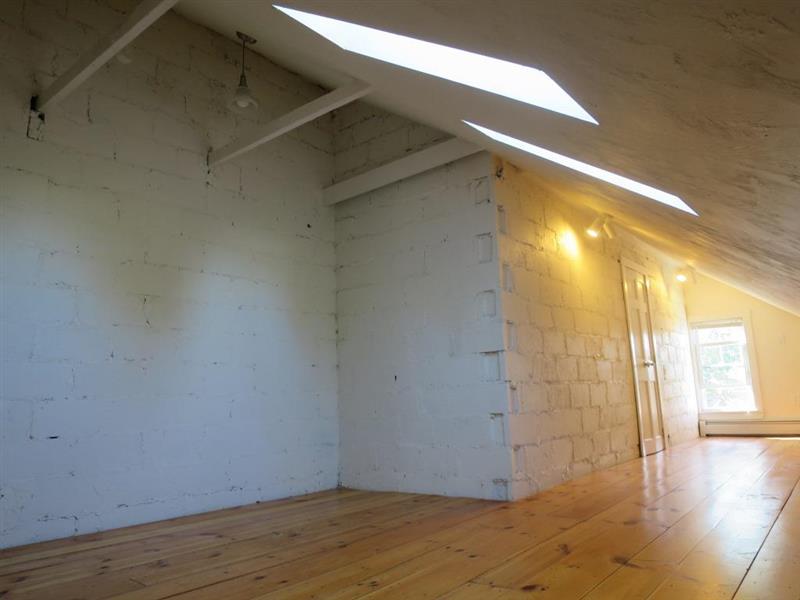 23 Lowell St, Spring Hill