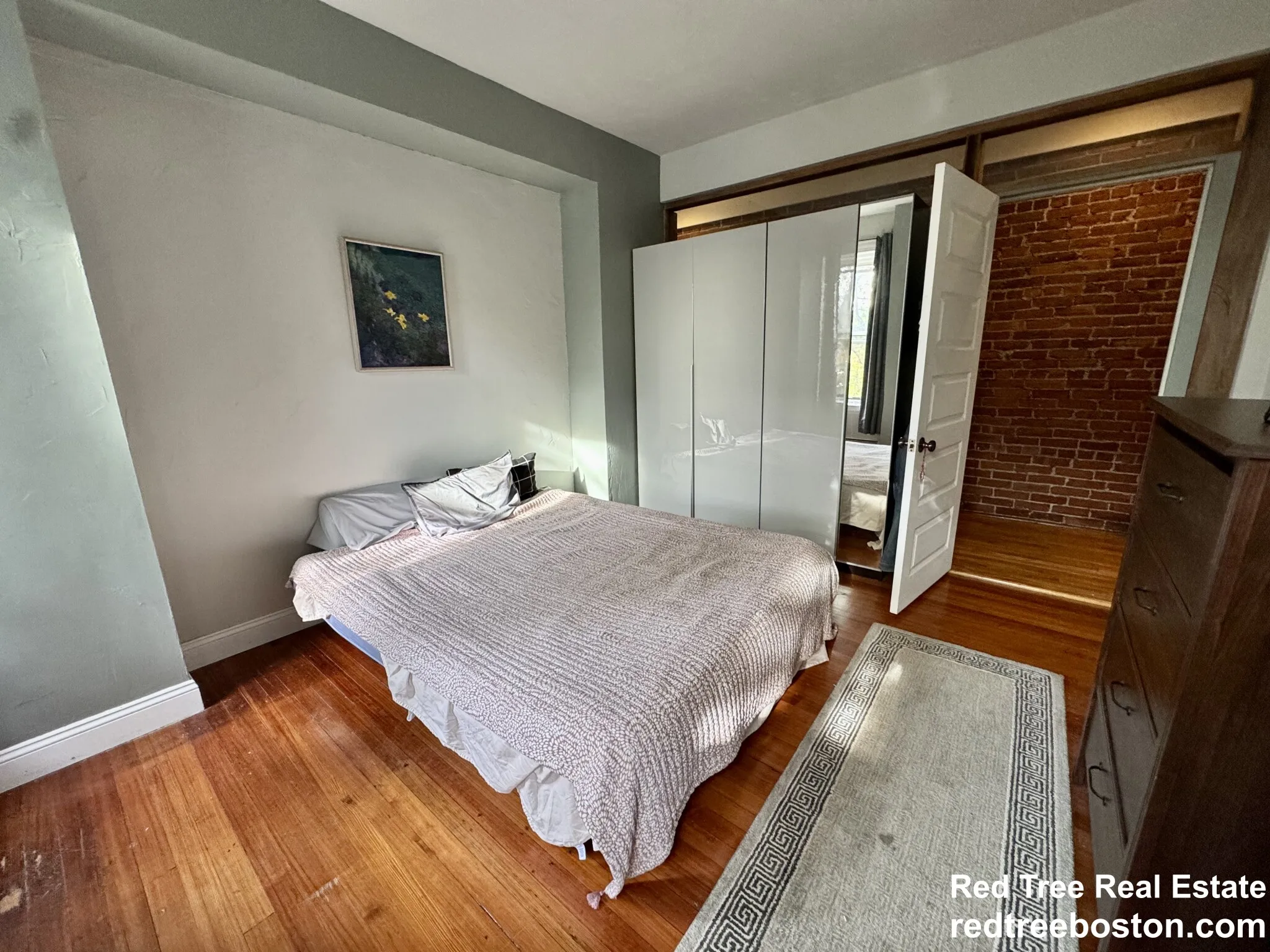 48 Kent St, Brookline Village