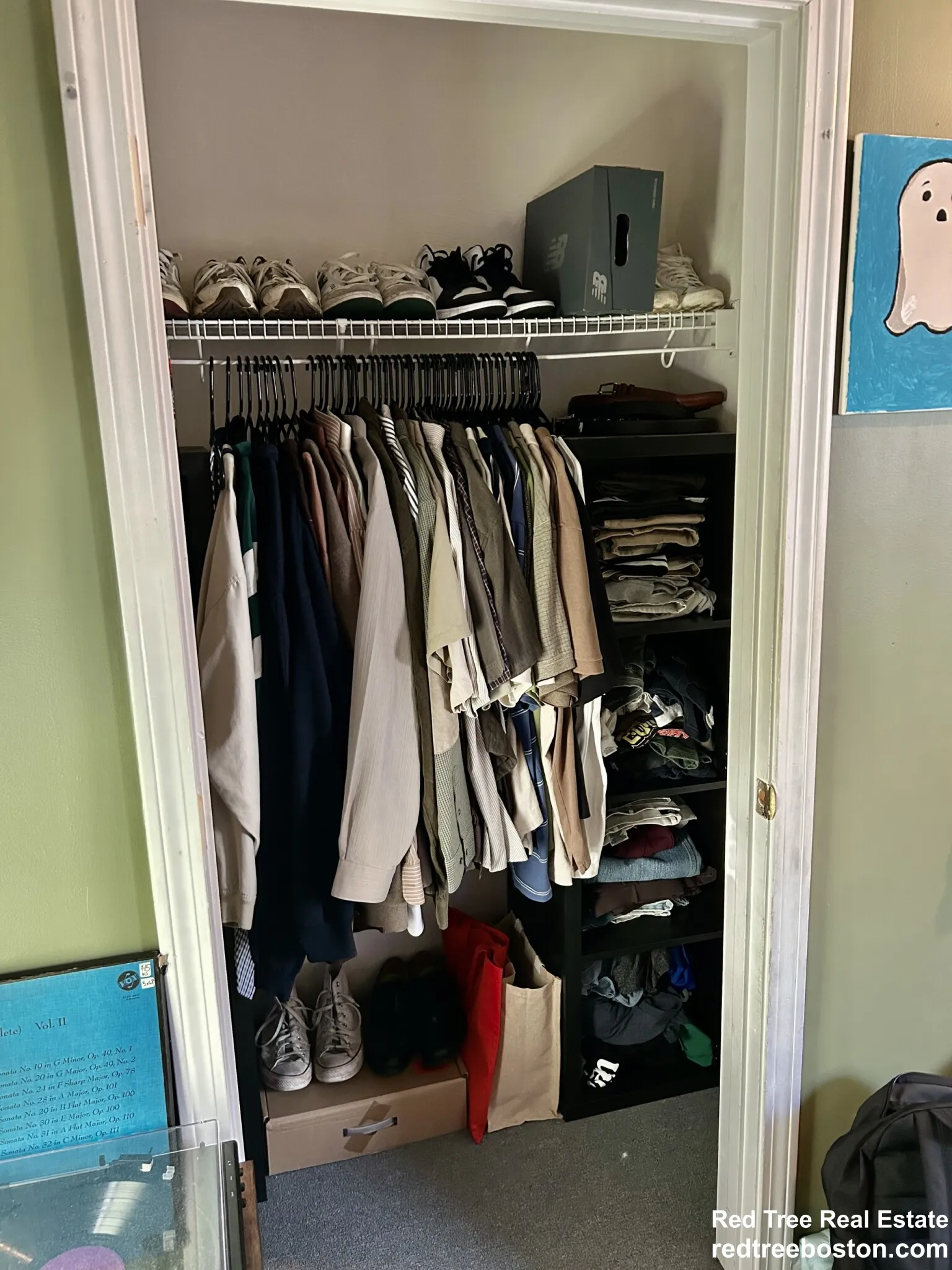 24 Lawn St, Mission Hill