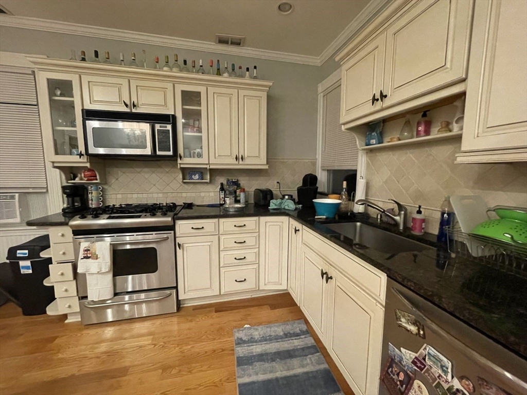 62 Chestnut St, Brookline