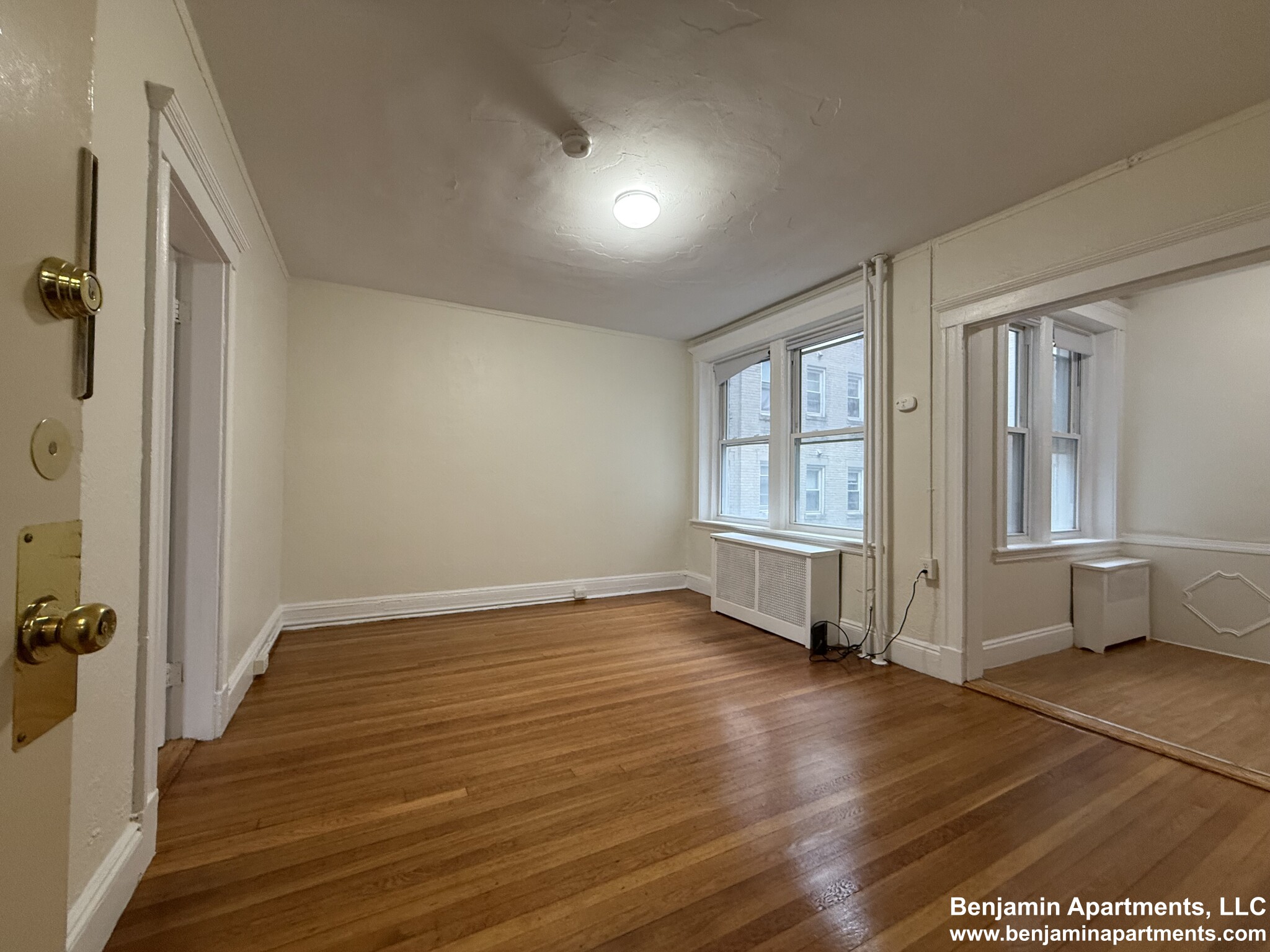 1171 Boylston St, Fenway