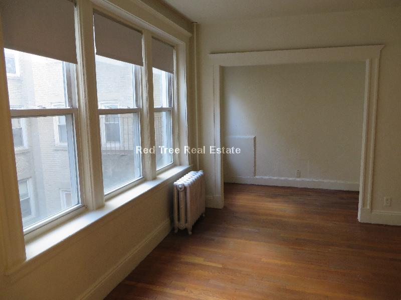 1171 Boylston St, Fenway