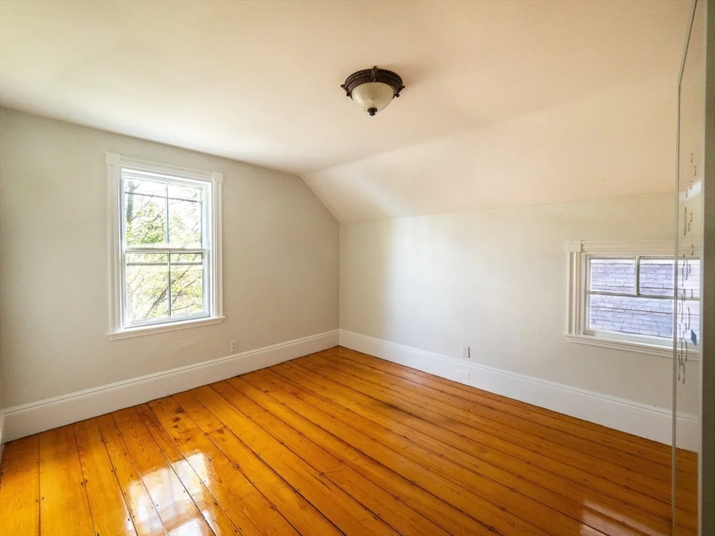12 Adella Pl, Allston