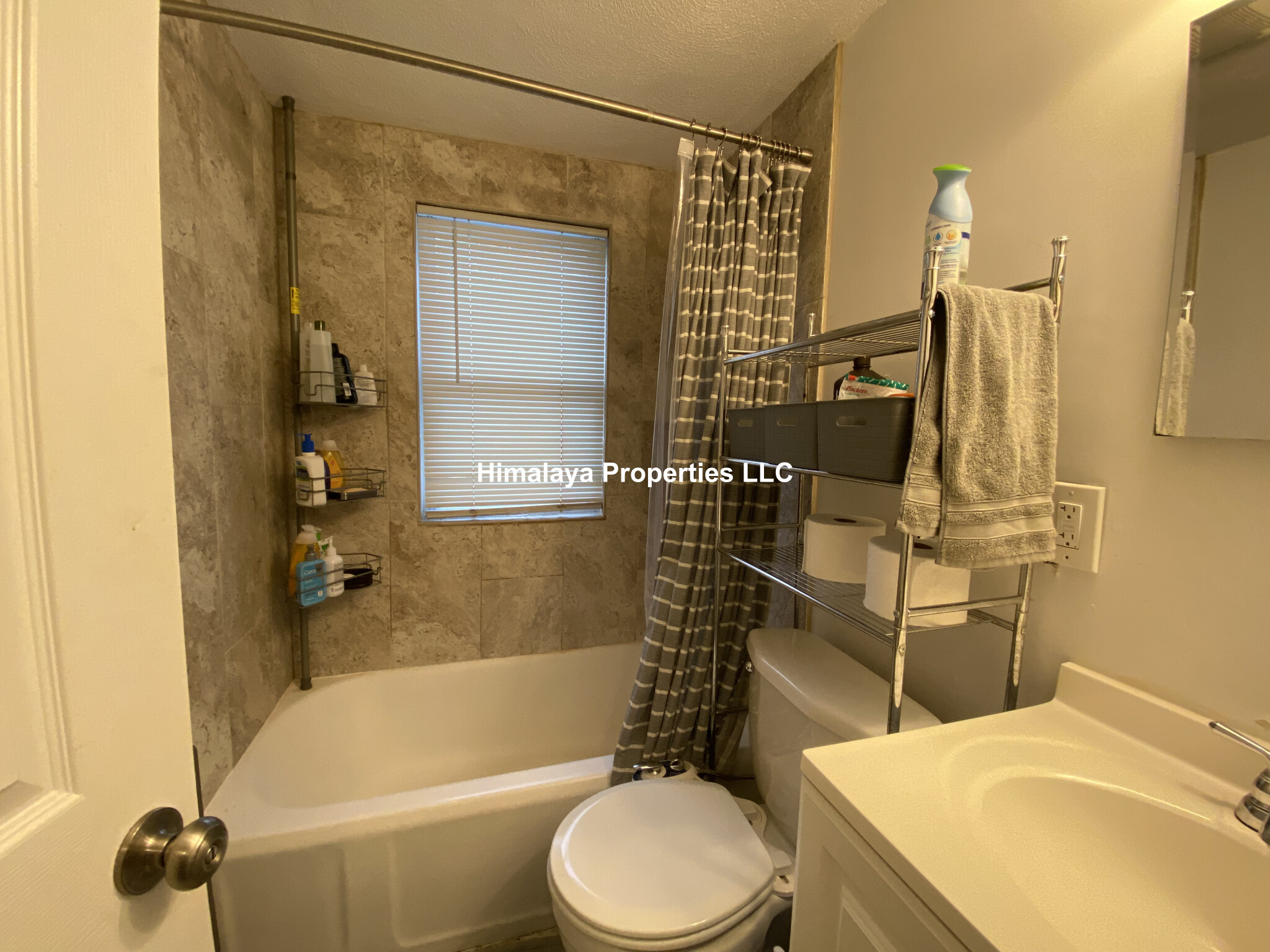 136 Burget Ave, Medford