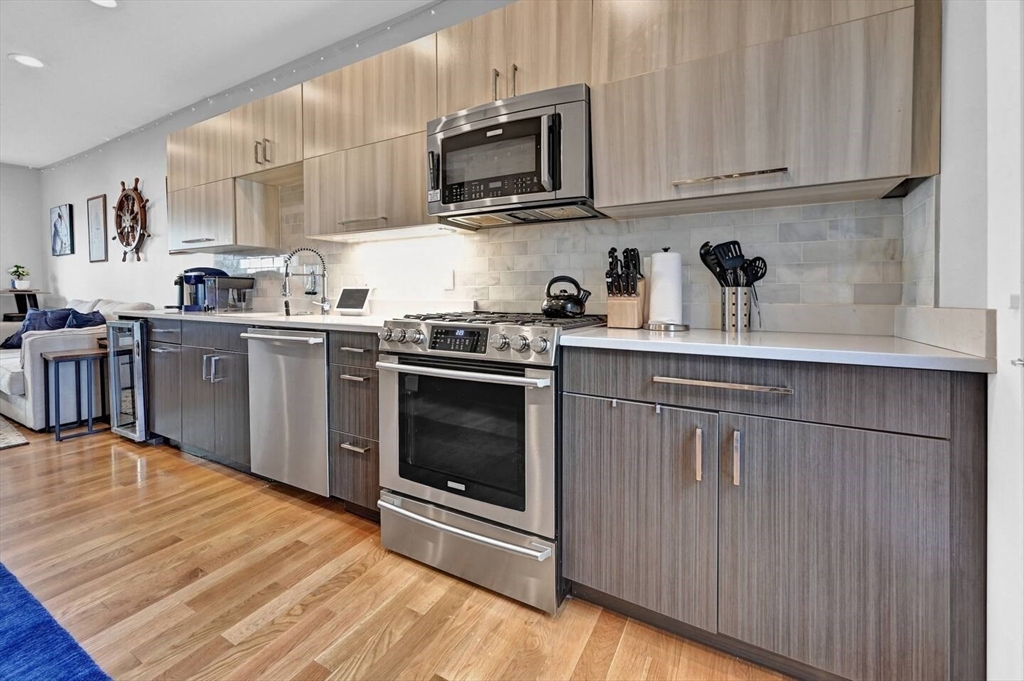 39 Gates St, South Boston