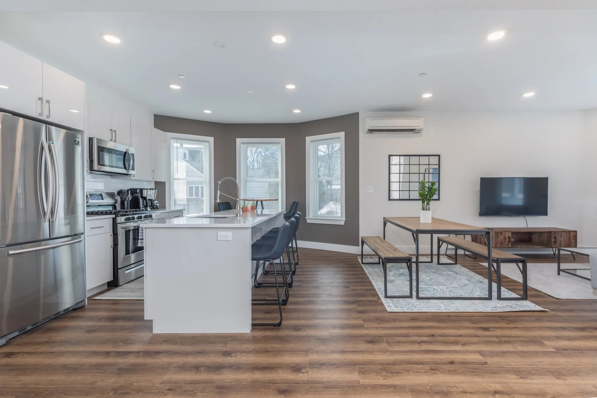 843 Columbia Rd, Dorchester